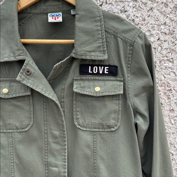 Junk Food X The Beatles Peace Love Utility Jacket - Picture 4 of 7